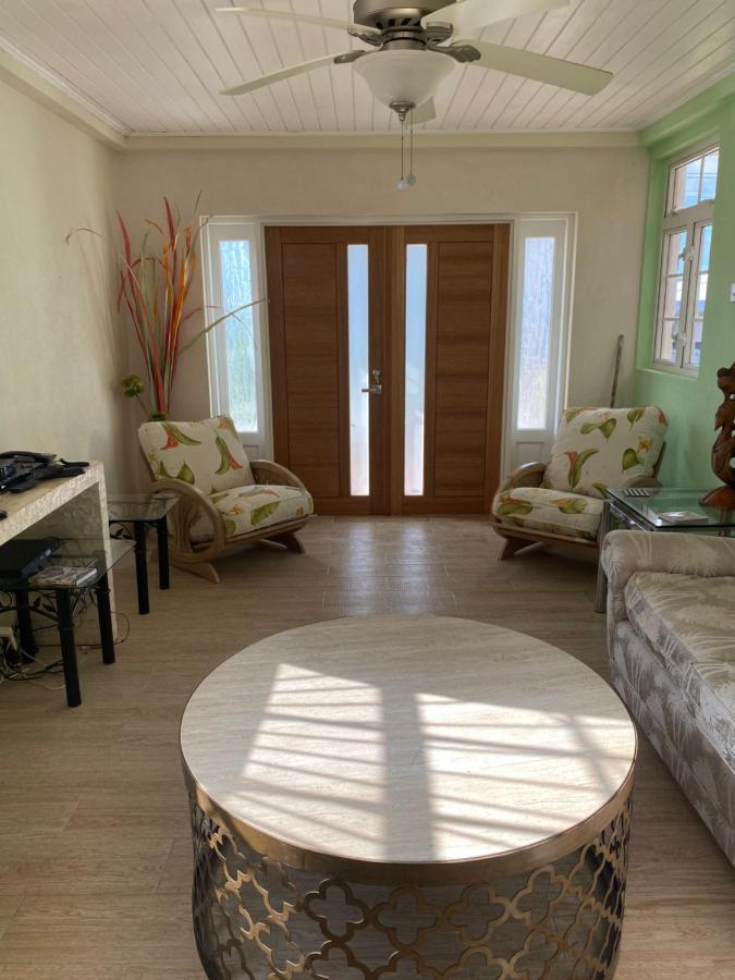 Heywoods Villa Saint Peter Esterno foto